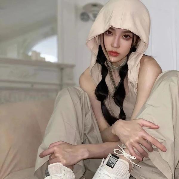 玉米上的麻雀
